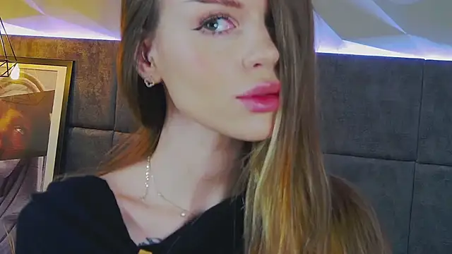 MarilynNova online show from 03-08-26, 04:49