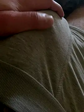 MuzzyFacing online show from 11-25-25, 11:43