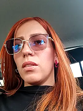 Snapshot of Alis_xxx chatting on 09-09-25, 05:23 Alis xxx online show from 09-09-25, 05:23