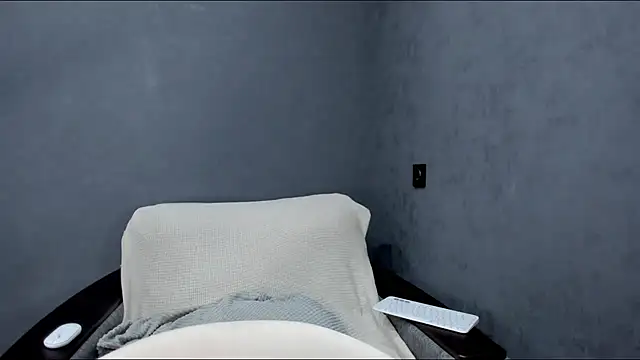 tibetian fox matilda online show from 10-30-25, 11:55