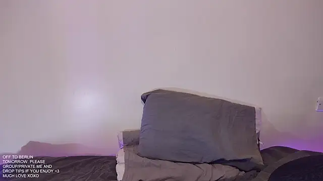 TSTaraBrookes online show from 04-28-26, 05:40