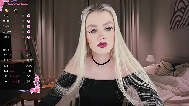 sashaloveyou online show from 11-20-25, 10:20