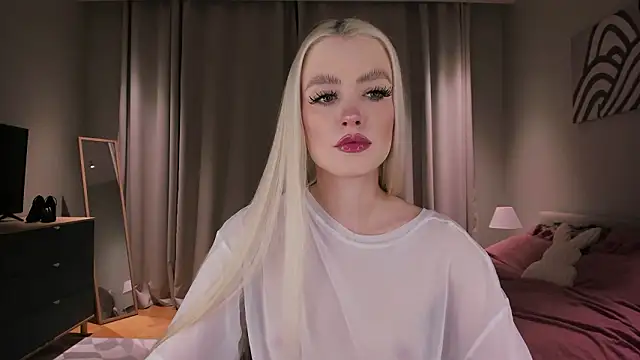 Snapshot of sashaloveyou chatting on 02-28-26, 08:43 sashaloveyou online show from 02-28-26, 08:43