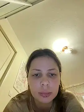 Snapshot of missevacrystal chatting on 12-03-25, 09:18 missevacrystal online show from 12-03-25, 09:18