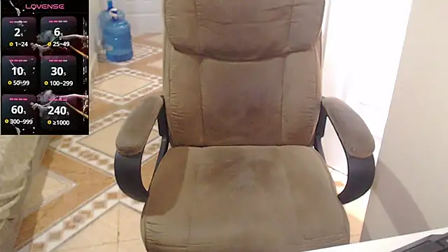 Snapshot of Sexxx20 chatting on 05-07-26, 11:37 Sexxx20 online show from 05-07-26, 11:37