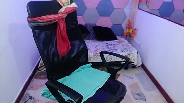 AmandaPeet online show from 09-12-25, 07:58