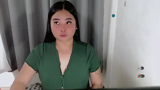 Yhana Slut online show from 09-24-25, 11:13