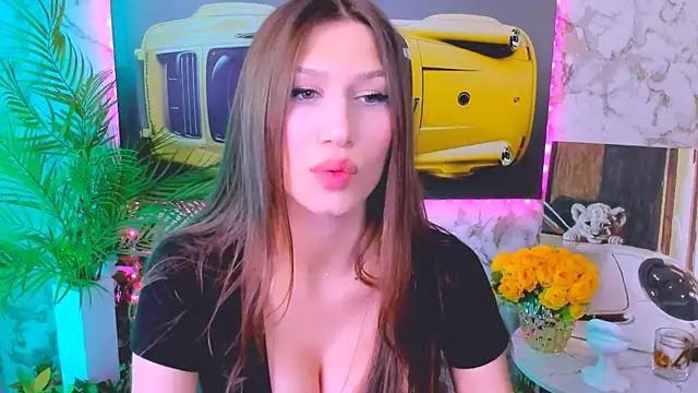 Snapshot of Mollyinyourmind chatting on 10-08-25, 10:35 Mollyinyourmind online show from 10-08-25, 10:35