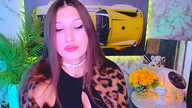 Snapshot of Mollyinyourmind chatting on 10-22-25, 09:03 Mollyinyourmind online show from 10-22-25, 09:03