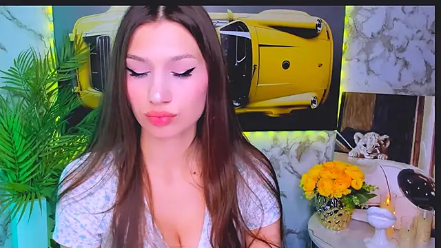 Snapshot of Mollyinyourmind chatting on 10-26-25, 05:46 Mollyinyourmind online show from 10-26-25, 05:46