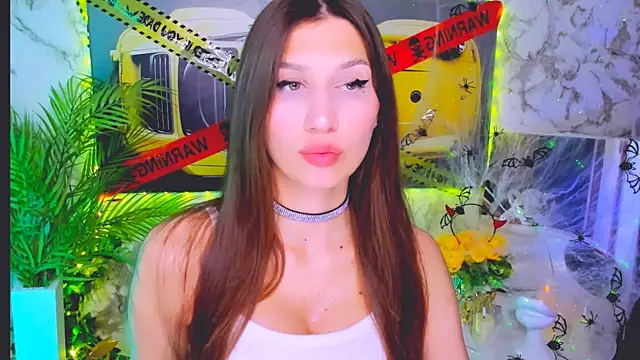 Snapshot of Mollyinyourmind chatting on 10-28-25, 09:28 Mollyinyourmind online show from 10-28-25, 09:28