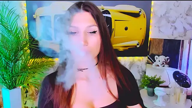 Snapshot of Mollyinyourmind chatting on 11-02-25, 08:06 Mollyinyourmind online show from 11-02-25, 08:06