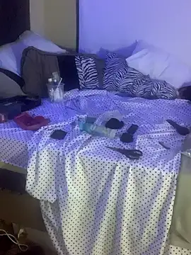 Triggerhappycj100 online show from 02-18-26, 08:16