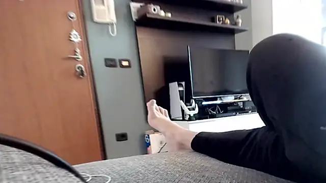 cucciolotto76 online show from 12-05-25, 10:13