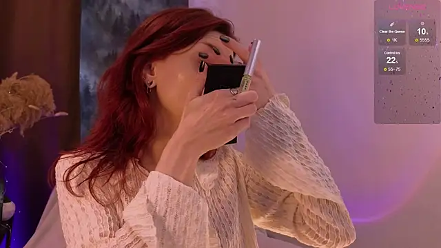 Snapshot of WendyGilber chatting on 11-24-25, 09:42 WendyGilber online show from 11-24-25, 09:42