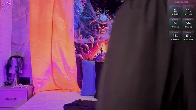 violett  golden online show from 10-08-25, 11:08