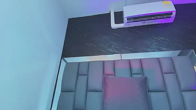 Roxana gomez online show from 09-27-25, 03:11