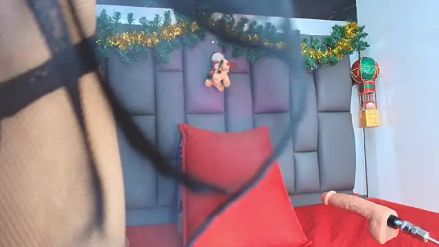 Snapshot of Roxana_gomez chatting on 11-30-25, 03:32 Roxana gomez online show from 11-30-25, 03:32