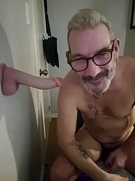 FoxnMouse online show from 11-19-25, 09:26