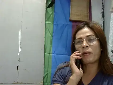 Snapshot of juicycum069 chatting on 05-28-26, 09:28 juicycum069 online show from 05-28-26, 09:28