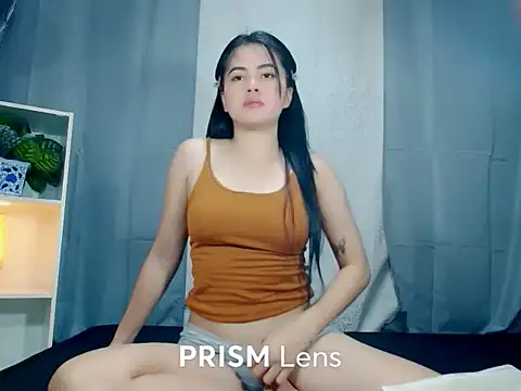 Urasian ladybug online show from 11-29-25, 05:54