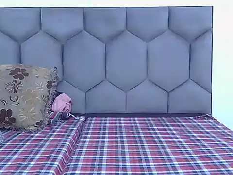 Diyaa Singh online show from 09-10-25, 04:45