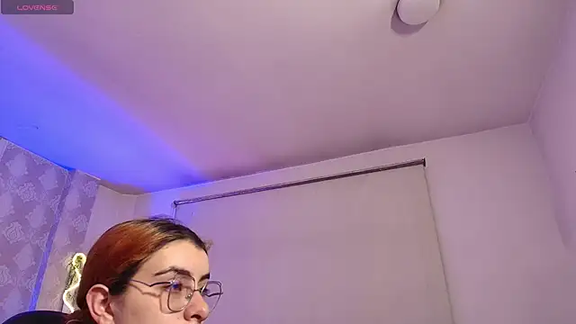 Naomy tay1 online show from 12-23-25, 03:37