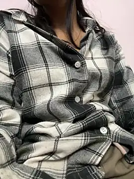 modelnishu online show from 09-12-25, 04:40