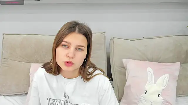 Elle Ellise online show from 10-06-25, 12:52