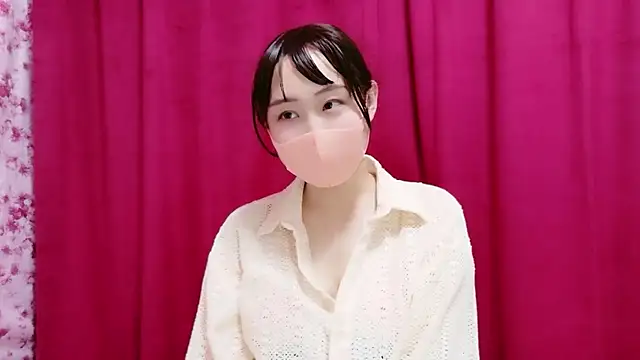 Snapshot of RenaFcup chatting on 10-23-25, 01:10 RenaFcup online show from 10-23-25, 01:10