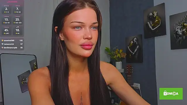 Katrinafoxxx online show from 10-28-25, 03:47