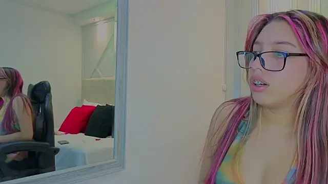 nami sweet  online show from 10-08-25, 04:21