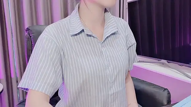  Dorry  online show from 11-10-25, 08:46