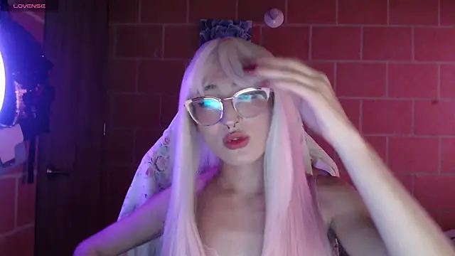 Andrea camilaaa online show from 04-29-26, 05:41