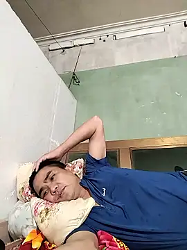 Snapshot of HoangNam20x chatting on 09-25-25, 01:15 HoangNam20x online show from 09-25-25, 01:15