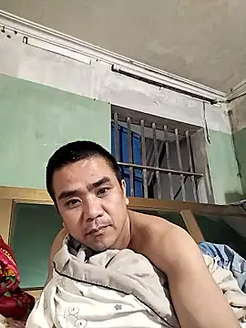 Snapshot of HoangNam20x chatting on 09-26-25, 03:27 HoangNam20x online show from 09-26-25, 03:27