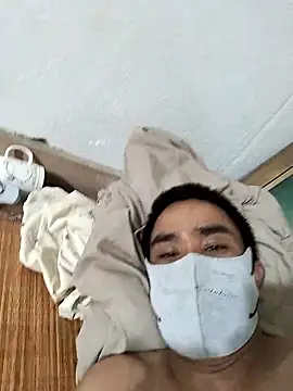 Snapshot of HoangNam20x chatting on 10-12-25, 03:38 HoangNam20x online show from 10-12-25, 03:38