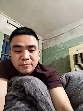 Snapshot of HoangNam20x chatting on 11-26-25, 03:24 HoangNam20x online show from 11-26-25, 03:24