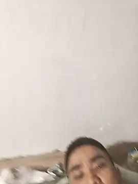 Snapshot of HoangNam20x chatting on 12-02-25, 01:28 HoangNam20x online show from 12-02-25, 01:28