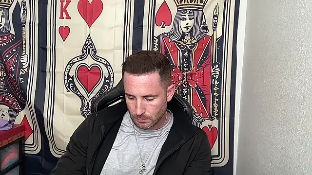 brettmycles28 online show from 11-17-25, 08:36