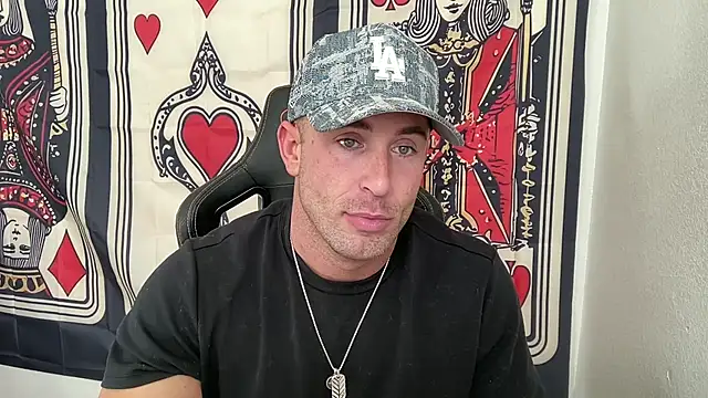 brettmycles28 online show from 11-29-25, 05:05