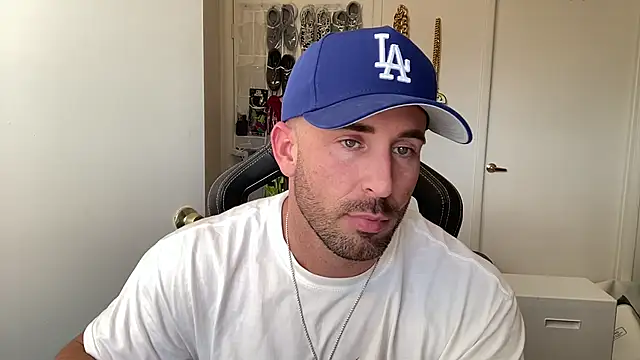 brettmycles28 online show from 07-28-26, 09:36