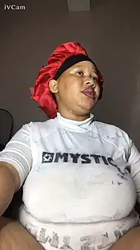 Snapshot of Yellowriider chatting on 10-11-25, 09:24 Yellowriider online show from 10-11-25, 09:24