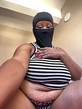 Snapshot of Yellowriider chatting on 03-30-26, 08:37 Yellowriider online show from 03-30-26, 08:37