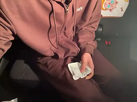 CAMEL1913 online show from 12-19-25, 05:53