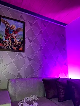 Alisse taylor2 online show from 11-08-25, 11:54