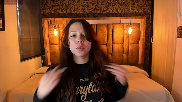 Isa Thompson   online show from 10-17-25, 11:57