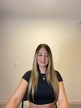 Zara Ross online show from 07-14-26, 03:00