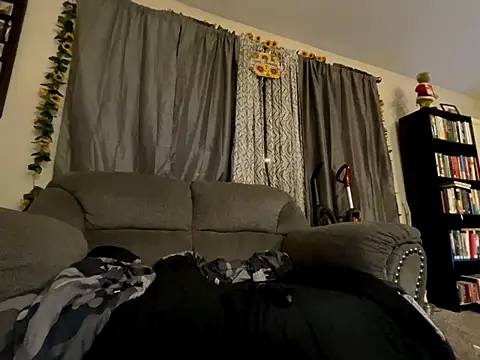 JizzyJazzunleashed online show from 10-30-25, 04:36