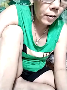 Snapshot of Minety473 chatting on 09-19-25, 12:39 Minety473 online show from 09-19-25, 12:39